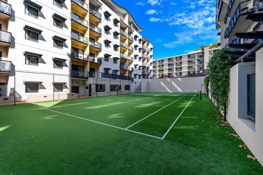 Stunning 2br Cbd Next To King's Park Apartment Perth